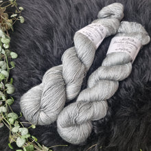 Lade das Bild in den Galerie-Viewer, Kathmandu (Camel/Silk) - Silver