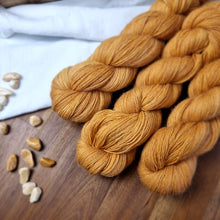 Lade das Bild in den Galerie-Viewer, Cozy Lima - Curry