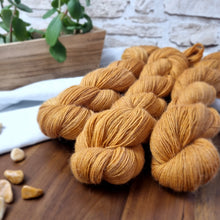 Lade das Bild in den Galerie-Viewer, Cozy Lima - Curry