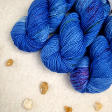 Lade das Bild in den Galerie-Viewer, Merino Silk Sock - Casa Batllo