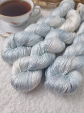 Lade das Bild in den Galerie-Viewer, Lace Silk: Special Edition (streng limitiert)