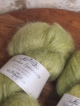 Lade das Bild in den Galerie-Viewer, Éire - Apfelgrün