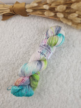 Lade das Bild in den Galerie-Viewer, Merino Silk Sock - Landschaftspark (Sonderfärbung)
