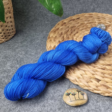 Lade das Bild in den Galerie-Viewer, Platinum Sock - Royal Ink