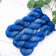 Lade das Bild in den Galerie-Viewer, Yak Sock - Enzian