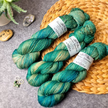 Lade das Bild in den Galerie-Viewer, Yak Sock - Forst