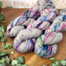 Lade das Bild in den Galerie-Viewer, Yak Sock - Barbouiller