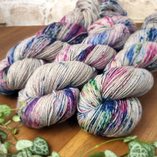 Lade das Bild in den Galerie-Viewer, Yak Sock - Barbouiller