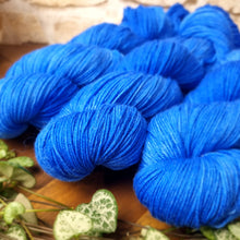 Lade das Bild in den Galerie-Viewer, Platinum Sock - Royal Ink