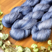 Lade das Bild in den Galerie-Viewer, Kathmandu (Camel/Silk) Lace - Lapislazuli