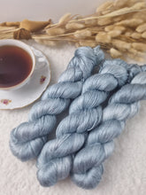 Lade das Bild in den Galerie-Viewer, Lace Silk: Special Edition (streng limitiert)
