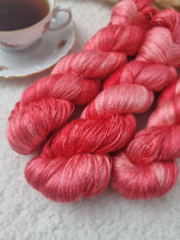 Lade das Bild in den Galerie-Viewer, Lace Silk: Special Edition (streng limitiert)
