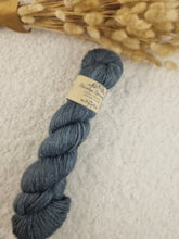 Lade das Bild in den Galerie-Viewer, Angel Delight DK - Thunder
