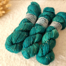 Lade das Bild in den Galerie-Viewer, Donegal Tweed - Smaragd
