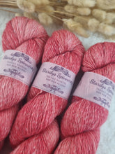 Lade das Bild in den Galerie-Viewer, Maritime - Strawberry
