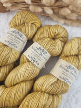 Lade das Bild in den Galerie-Viewer, Angel Delight DK - Golden Mustard
