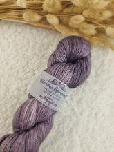 Lade das Bild in den Galerie-Viewer, Angel Delight - Rauchiges Aubergine
