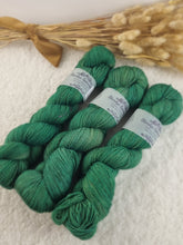 Lade das Bild in den Galerie-Viewer, Yak Sock - Smaragd

