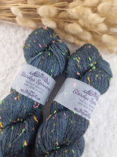 Lade das Bild in den Galerie-Viewer, Crazy Donegal - Thunder
