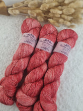 Lade das Bild in den Galerie-Viewer, Maritime - Strawberry

