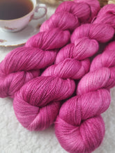 Lade das Bild in den Galerie-Viewer, Merino Silk Lace: Special Edition (streng limitiert)
