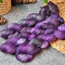 Lade das Bild in den Galerie-Viewer, Angel Delight - Mystique
