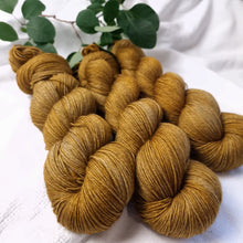 Lade das Bild in den Galerie-Viewer, Yak Sock - Khaki
